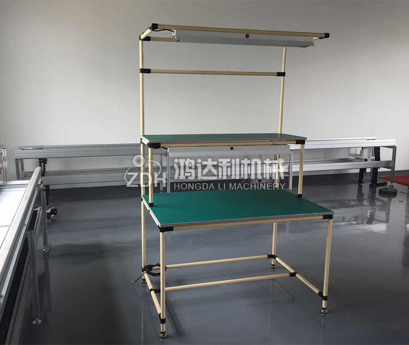 精益管带灯工作台
